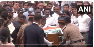 तिरंगे में लपेटे हुए राष्टीय सम्मान के साथअंतिम विदाई last-farewell-with-national-honour-in-tricolour
