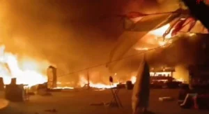 Huge fire in Delhi Haat, shops burnt in the market