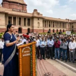 रेखा गुप्ता सरकार के 2 महीने महिलाओं युवाओं के लिए बड़े फायदे