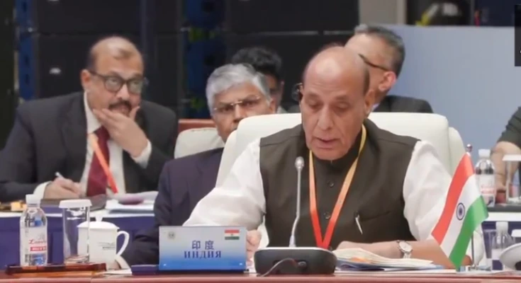 राजनाथ सिंह भारत में  दोहरे मानदंडों के लिए कोई जगह नहीं