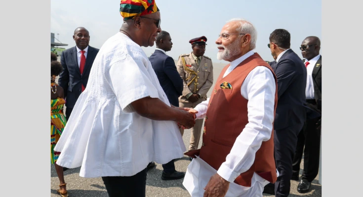 प्रधानमंत्री मोदी का घाना में राष्ट्रपति द्वारा स्वागत