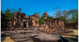 Prasat Ta Muen Thom Temple an archaeological site