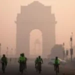 दिल्ली में प्रदूषण कहर साथ GRAP IV लागू क्या खुला और बंद