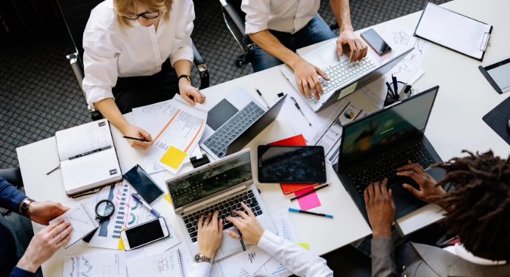 A I से पैसे कैसे कमाएं? 5 आसान और दमदार तरीके अपनाएं